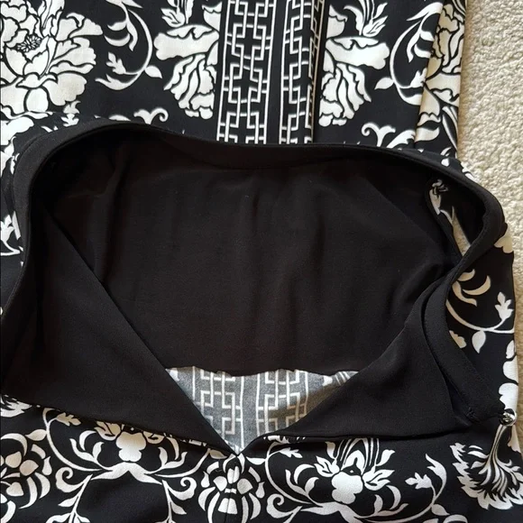 WHBM Elegant Black and White Sleeveless Floral Dress - Picture 7 of 8